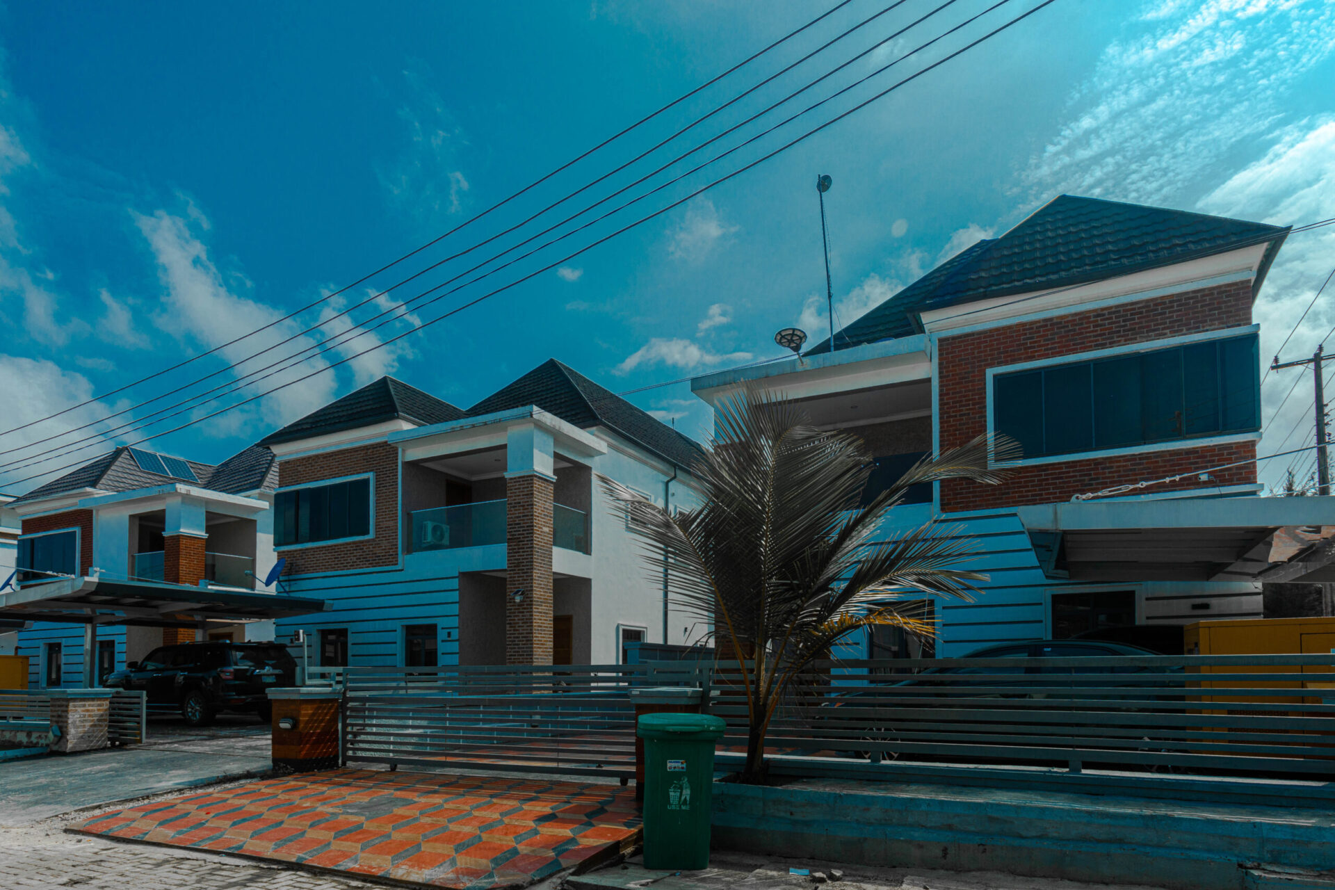Photo of retail destination Cadine